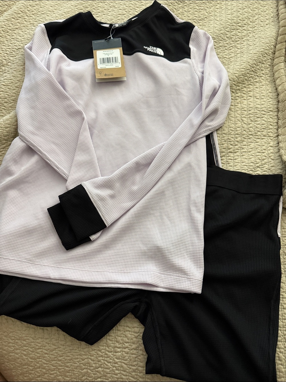 North Face teen Black & Light Purple Two-Tone Thermal Leggings Set - 14/16 XL - Picture 5 of 5